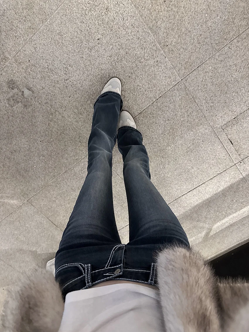 Low Waist Bell Bottom Jeans Women's Slim Fit Faded Blue Jeans High Waist Wide Leg Jeans Korean Style Jeans Bell Bottom Jeans
Low Waist Bell Bottom Jeans Women's Slim Fit Faded Blue Jeans High Waist Wide Leg Jeans Korean Style Jeans Bell Bottom Jeans