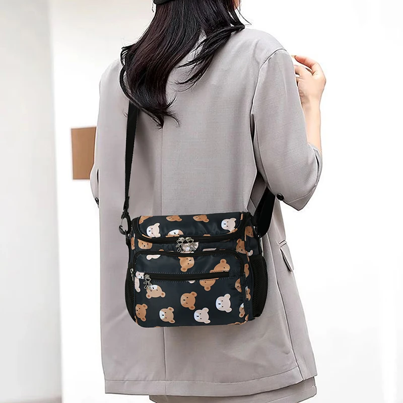 Single Shoulder Crossbody Parent Bag - Casual Diaper Storage Organizer with Multiple Pockets, Large Capacity for Outings
Single Shoulder Crossbody Parent Bag - Casual Diaper Storage Organizer with Multiple Pockets, Large Capacity for Outings