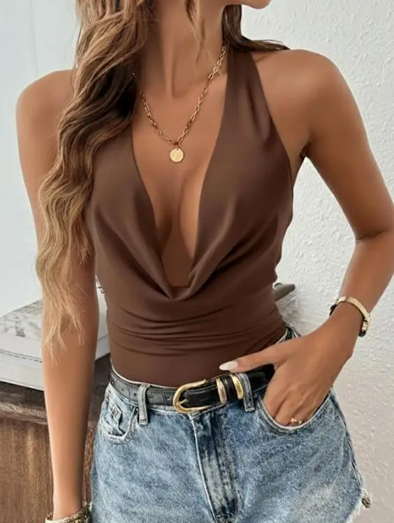 Bodysuit Women 2026 Summer New French Elegant Fashion Sexy Spicy Girl Simple Swing Collar Sleeveless Tight Fitting Jumpsuit
Bodysuit Women 2026 Summer New French Elegant Fashion Sexy Spicy Girl Simple Swing Collar Sleeveless Tight Fitting Jumpsuit