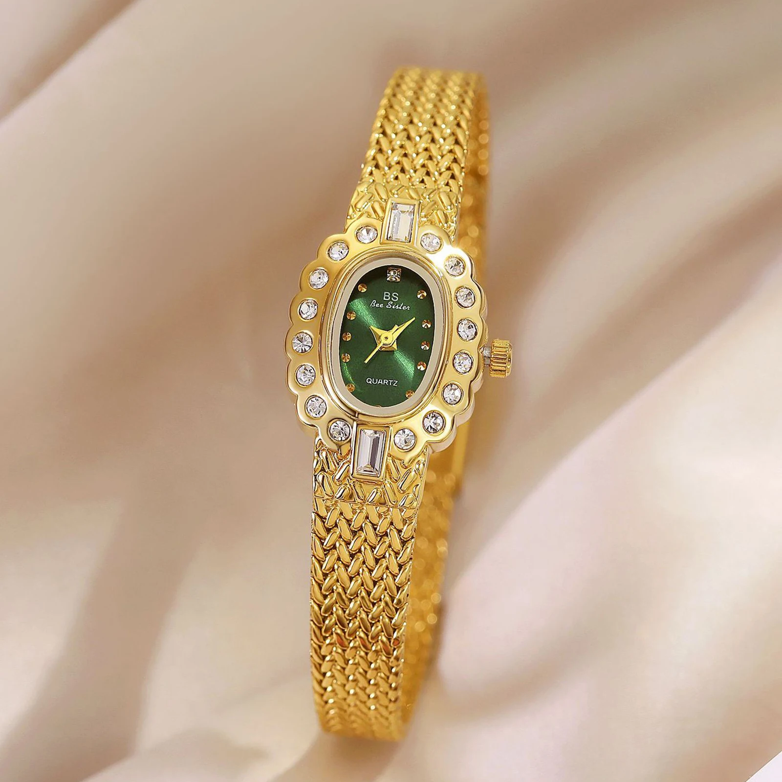 Fashion Luxury Watches For Woman 2025 New Small Oval Rhinestone Quartz Watch Golden Mesh Belt Ladies Wristwatch Gifts
Fashion Luxury Watches For Woman 2025 New Small Oval Rhinestone Quartz Watch Golden Mesh Belt Ladies Wristwatch Gifts
