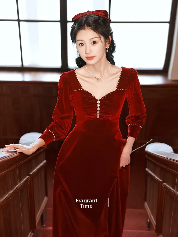Red Velvet Long Sve Wedding Dr Small Size Princ Sle Fing Bride Costume Autumn Winter Ball Gown Sweet Sle
Red Velvet Long Sve Wedding Dr Small Size Princ Sle Fing Bride Costume Autumn Winter Ball Gown Sweet Sle