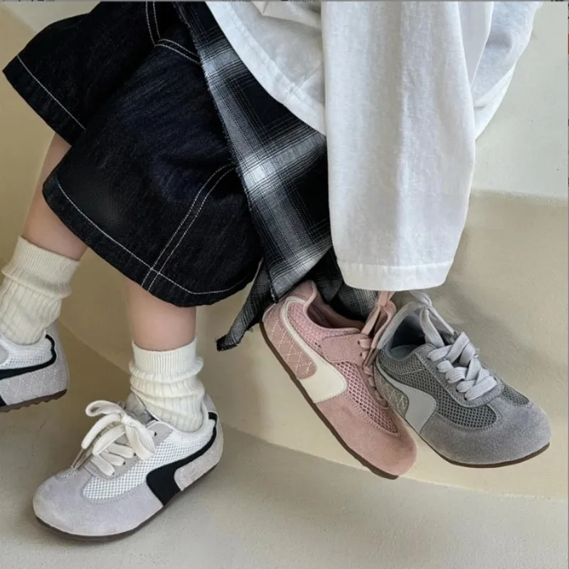Children's sports shoes summer autumn new style girls' moral training shoes breathable mesh boys' fashionable casual shoes pink
Children's sports shoes summer autumn new style girls' moral training shoes breathable mesh boys' fashionable casual shoes pink