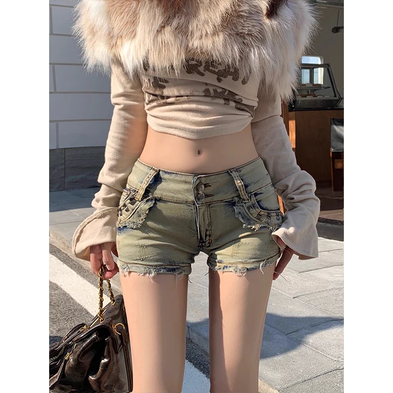 New Skinny Denim Shorts Women High Street Y2k Clothes Low-Rise Trousers Sexy Vintage Hotsweet Fashion Hip-wrapped 2024 Summer
New Skinny Denim Shorts Women High Street Y2k Clothes Low-Rise Trousers Sexy Vintage Hotsweet Fashion Hip-wrapped 2024 Summer