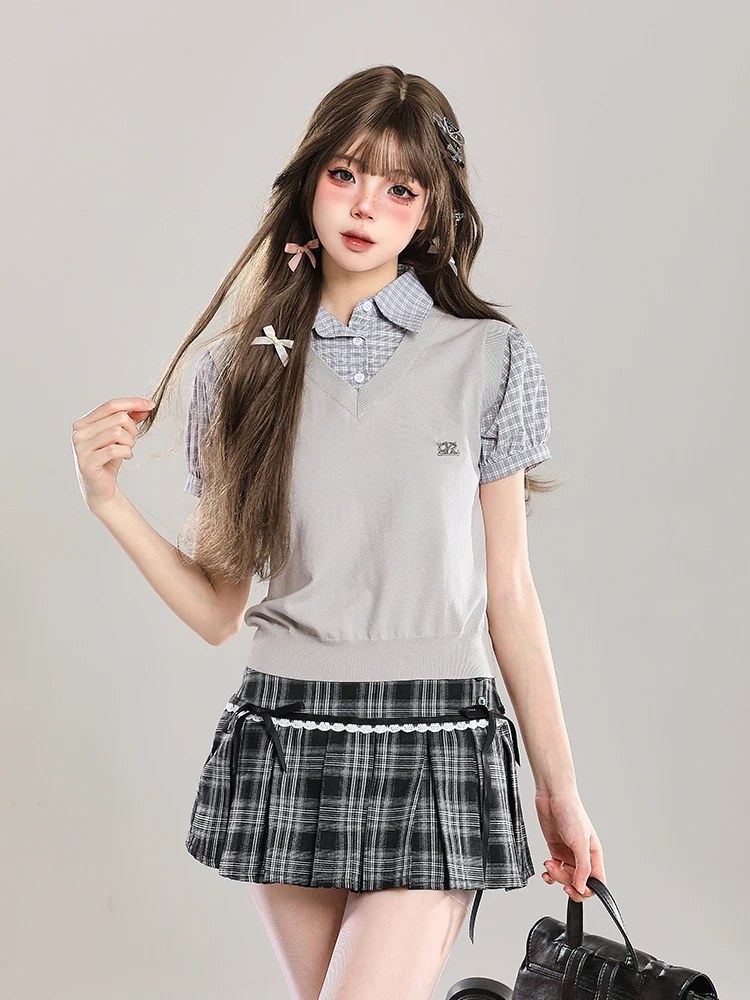 Элегантная женская блузка в клетку с коротким рукавом в стиле преппи, модный топ для колледжа, весна-осень, уникальный дизайн, простая вышивка
Элегантная женская блузка в клетку с коротким рукавом в стиле преппи, модный топ для колледжа, весна-осень, уникальный дизайн, простая вышивка