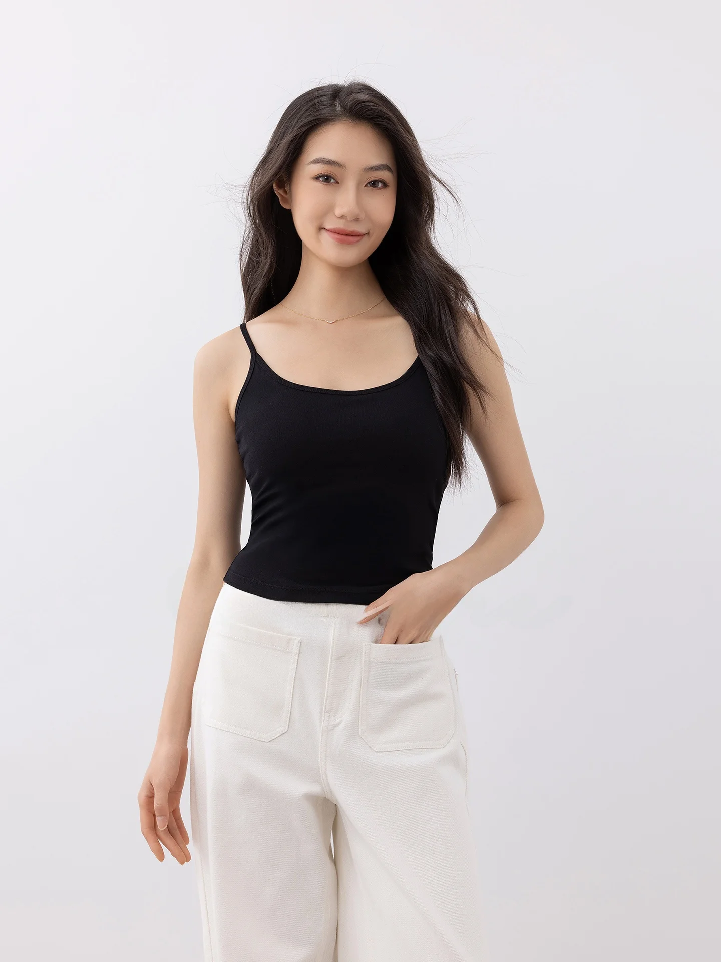 Comfortable Pure Color U-Neck One-Piece Skin-Friendly Camisole Tank Top Women's Summer Base Layer Vest Versatile Cotton Blend
Comfortable Pure Color U-Neck One-Piece Skin-Friendly Camisole Tank Top Women's Summer Base Layer Vest Versatile Cotton Blend