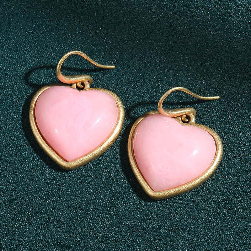 Retro Pink Earrings Drop Heart Shape Natural Rose Quartz Stone Vintage Jewelry Antique Gold Plated Luxury Engagement Art Decos
Retro Pink Earrings Drop Heart Shape Natural Rose Quartz Stone Vintage Jewelry Antique Gold Plated Luxury Engagement Art Decos