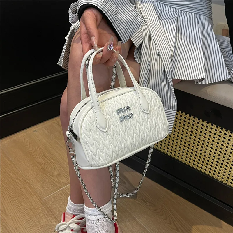 Элегантная женская роскошная кожаная сумка через плечо, элитная классическая сумка-тоут, модная сумка через плечо для повседневной носки
Элегантная женская роскошная кожаная сумка через плечо, элитная классическая сумка-тоут, модная сумка через плечо для повседневной носки