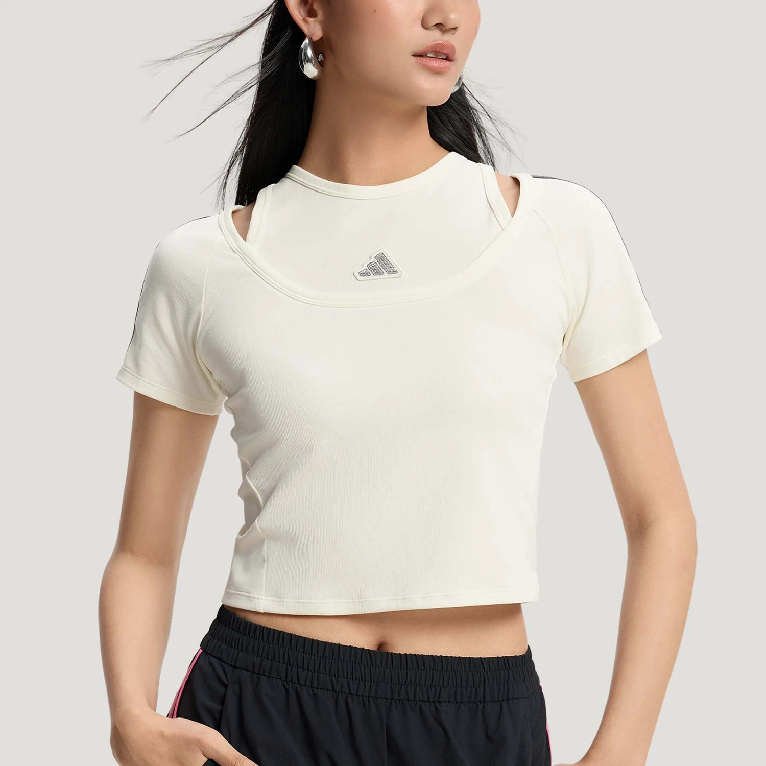 Adidas Authentic Summer Women's Fashion Short Casual Skin-Friendly Short Sleeve T-Shirt KR7606
Adidas Authentic Summer Women's Fashion Short Casual Skin-Friendly Short Sleeve T-Shirt KR7606