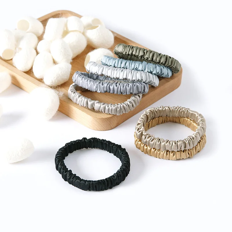 6pcs/ 100% mulberry silk Scrunchies Hair Care elastic hairband 19Momme fine silk no damage no marks hair tie for women Skinny
6pcs/ 100% mulberry silk Scrunchies Hair Care elastic hairband 19Momme fine silk no damage no marks hair tie for women Skinny