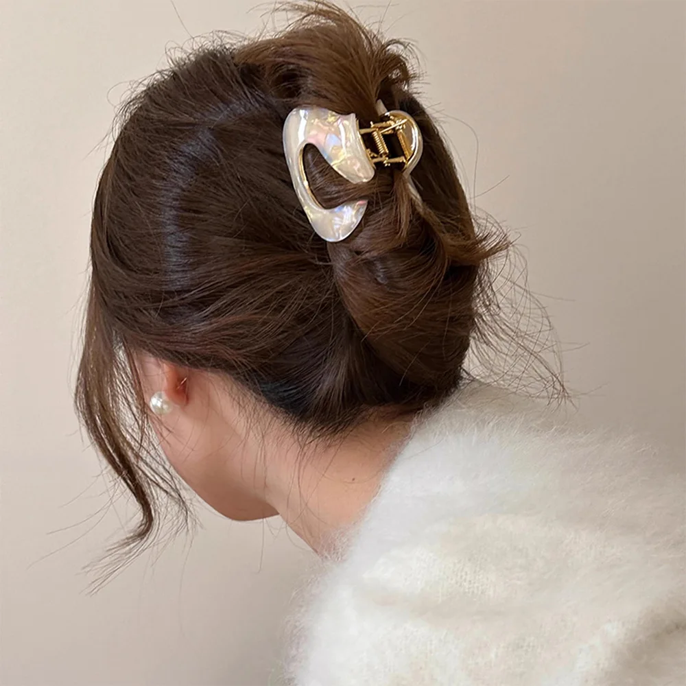 Dazzling Color Colorful Hair Claw Clips for Women Small Irregular Shark Clip Girl Elegant Hairpin French Korean Hair Accessories
Dazzling Color Colorful Hair Claw Clips for Women Small Irregular Shark Clip Girl Elegant Hairpin French Korean Hair Accessories