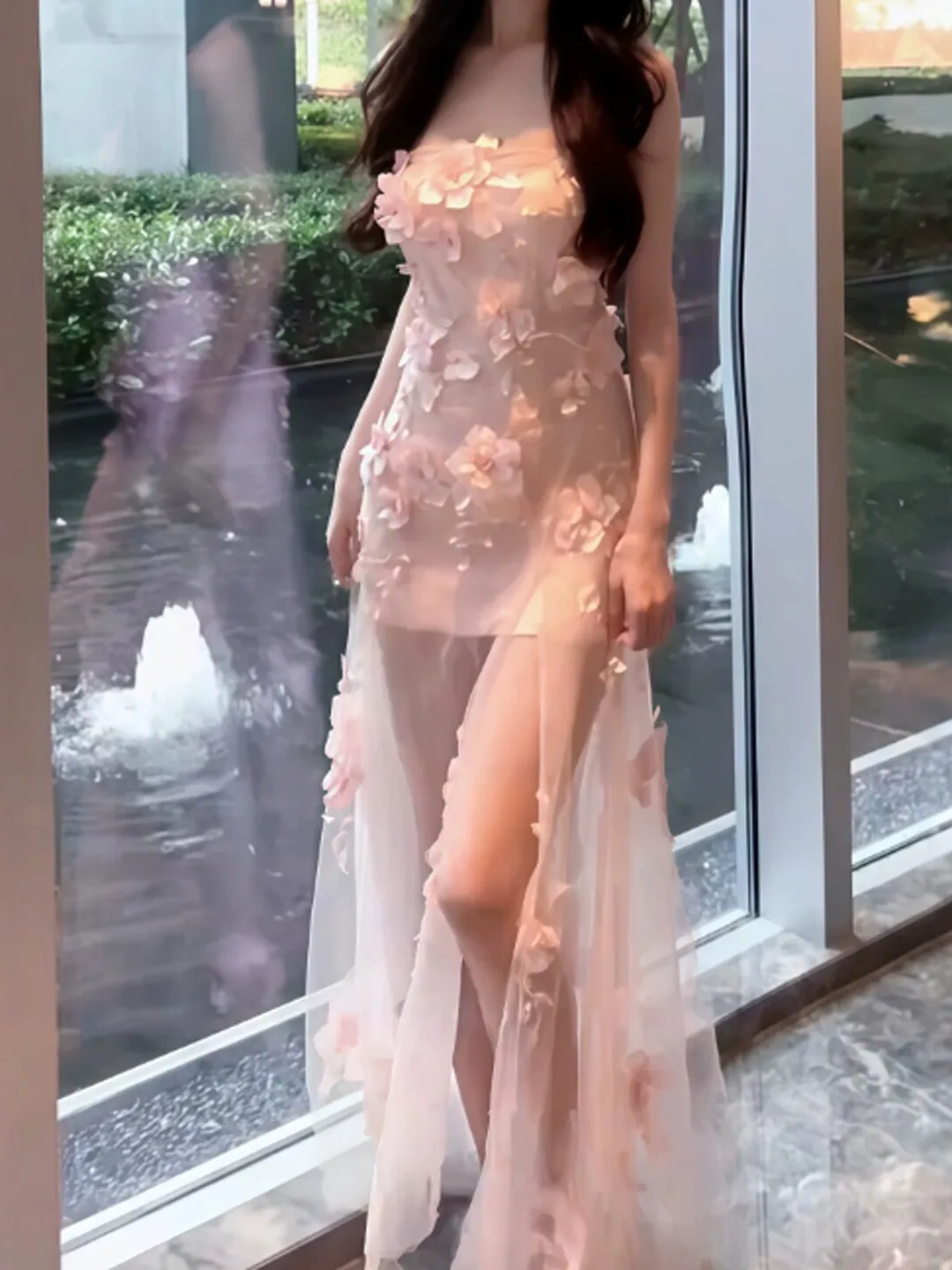 Elegant Summer Sleeveless Women's Dress with Mesh Paneling High Waist Design Slim Fit Gown Gentle Wind Style No-Sleeve Gown
Elegant Summer Sleeveless Women's Dress with Mesh Paneling High Waist Design Slim Fit Gown Gentle Wind Style No-Sleeve Gown