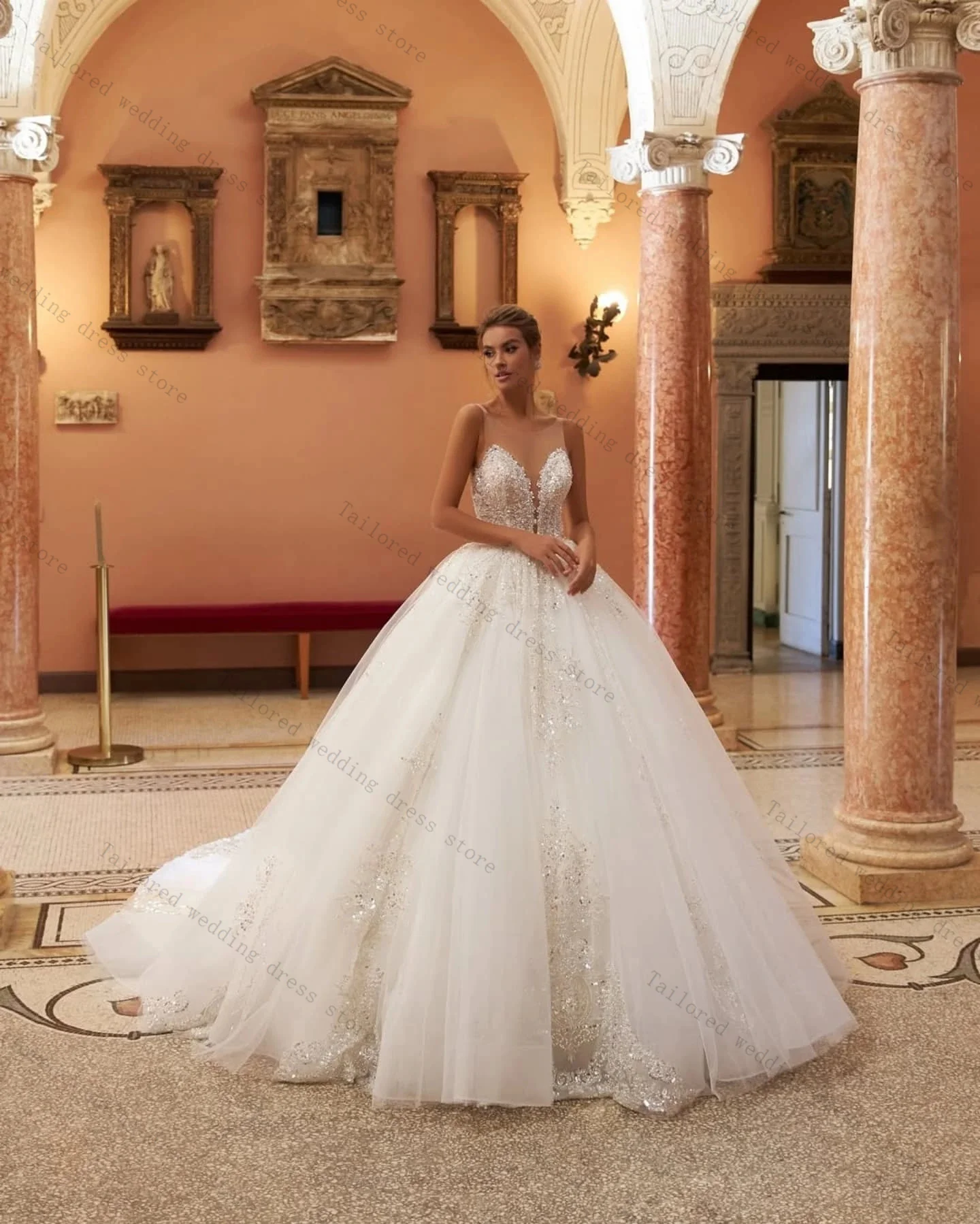 Luxury Crystals A Line Women Wedding Dresses Elegant Sexy Sheer Neck Sleeveless Bridal Gown Appliqued Customized Boho Robe
Luxury Crystals A Line Women Wedding Dresses Elegant Sexy Sheer Neck Sleeveless Bridal Gown Appliqued Customized Boho Robe