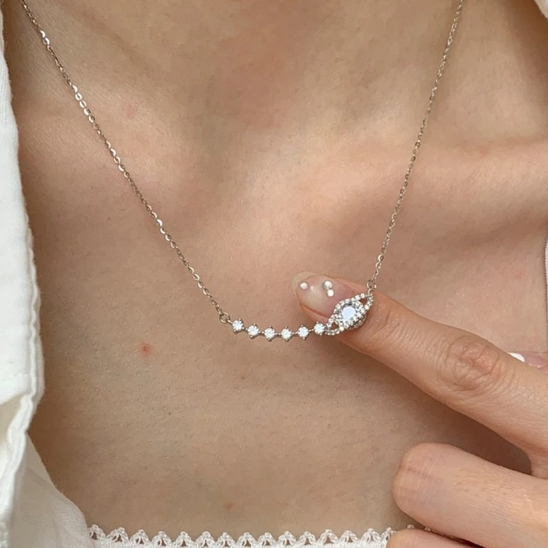 S925 Sterling Silver Geometry Star Zircon Pendant Necklaces for Women Fine Jewelry Light Luxury Minimalist Accessories
S925 Sterling Silver Geometry Star Zircon Pendant Necklaces for Women Fine Jewelry Light Luxury Minimalist Accessories