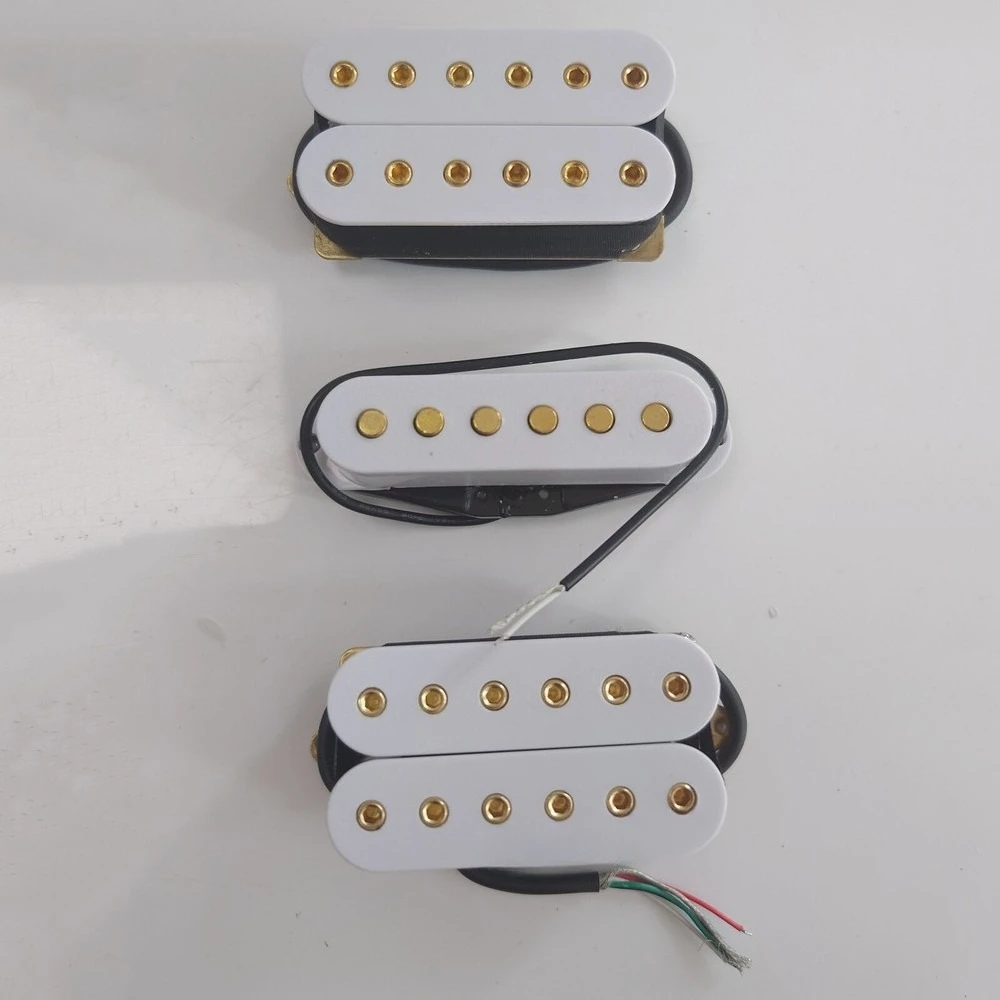 Комплект гитарных звукоснимателей HSH белого цвета для электрогитар IBZ RG2550 RG2570, запасные части
Комплект гитарных звукоснимателей HSH белого цвета для электрогитар IBZ RG2550 RG2570, запасные части