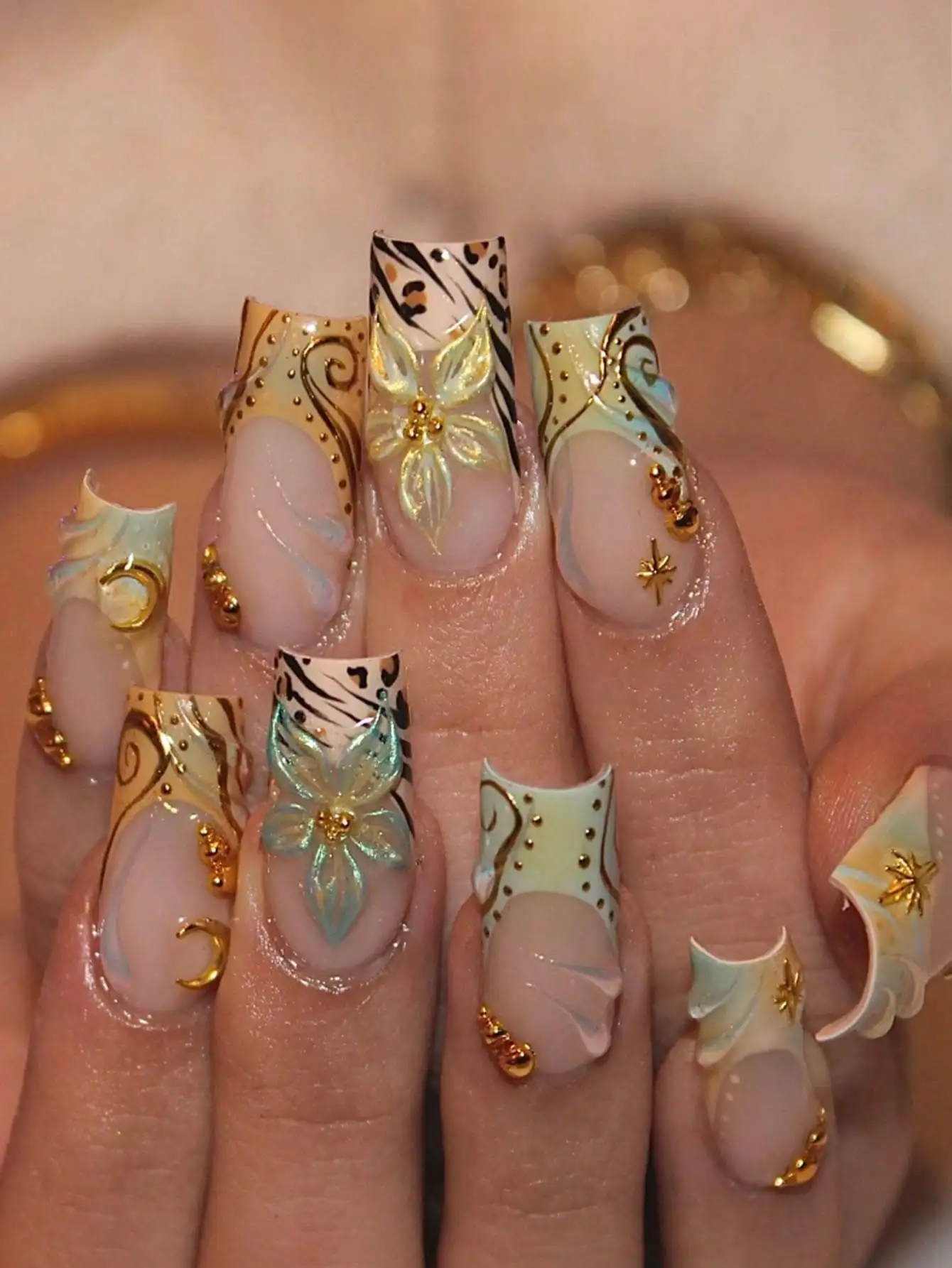 24pcs/Set Elegant 3D Floral, Wavy, Star, Moon & Pearl Designed Long Square Press-On Nails, Colorful Nail Art Accessories Suitable For Girls & Women For Daily, Outdoor, Party Occasions Nail Supplies
24pcs/Set Elegant 3D Floral, Wavy, Star, Moon & Pearl Designed Long Square Press-On Nails, Colorful Nail Art Accessories Suitable For Girls & Women For Daily, Outdoor, Party Occasions Nail Supplies