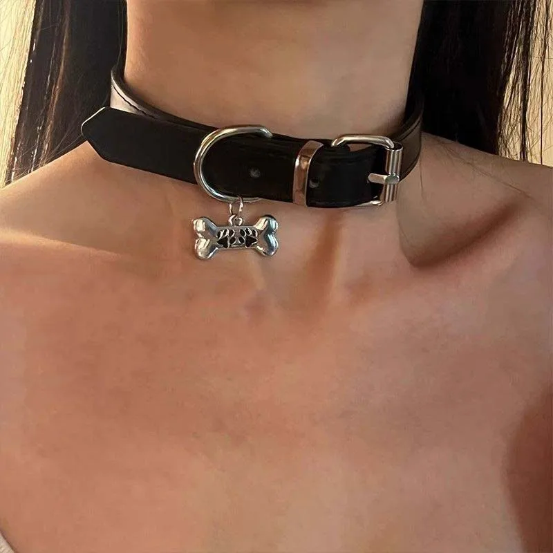 Trendy Punk Dog Claw Bone Choker Necklaces for Women Girls Sweet Cool Black Pu Leather Charms Necklaces Y2K Party Jewelry Gifts
Trendy Punk Dog Claw Bone Choker Necklaces for Women Girls Sweet Cool Black Pu Leather Charms Necklaces Y2K Party Jewelry Gifts