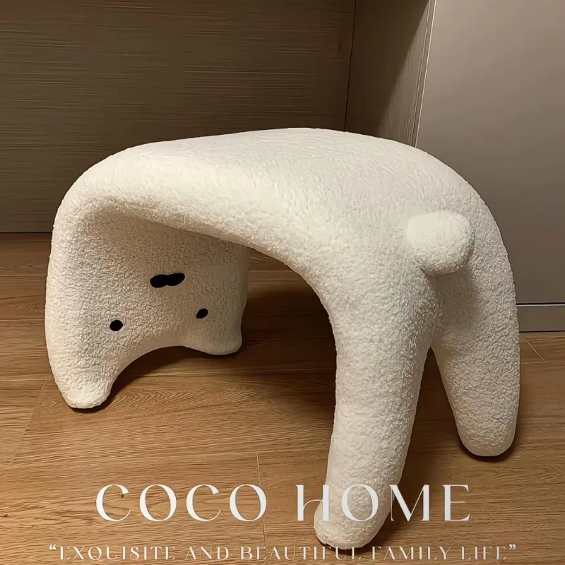 Cat plush stool creative cream wind lower waist special-shaped stool girls exquisite household cartoon high value dressing stool
Cat plush stool creative cream wind lower waist special-shaped stool girls exquisite household cartoon high value dressing stool