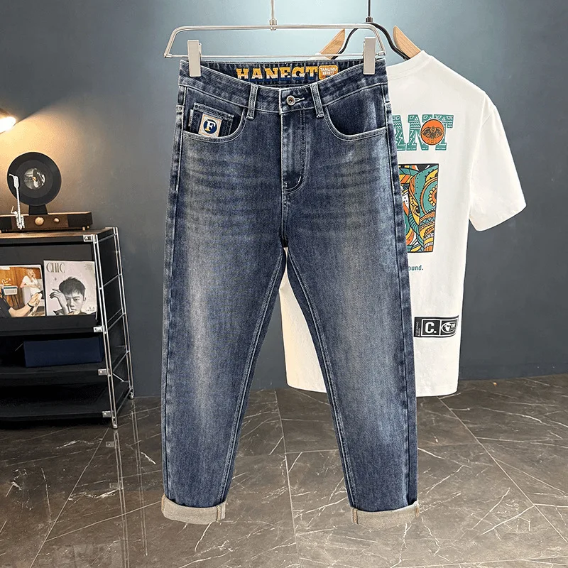 Menswear Jeans Contemporary Casual Versatile Jeans Distressed Vintage Stretch Jeans Everyday Comfortable Loose Trousers
Menswear Jeans Contemporary Casual Versatile Jeans Distressed Vintage Stretch Jeans Everyday Comfortable Loose Trousers
