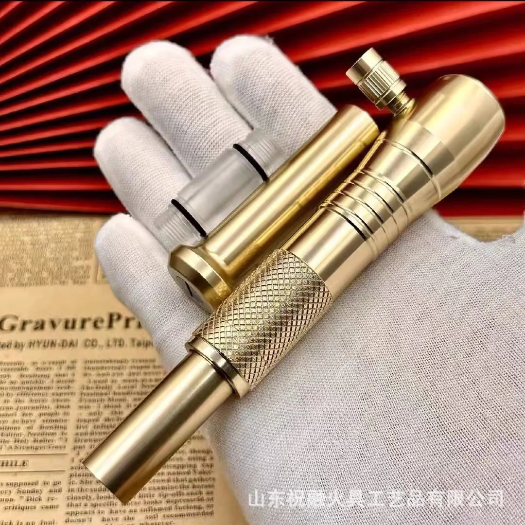 Creative And Personalized Outdoor Lighting Torch Lighter Portable Vintage Oil Storage Tank Lighter
Creative And Personalized Outdoor Lighting Torch Lighter Portable Vintage Oil Storage Tank Lighter