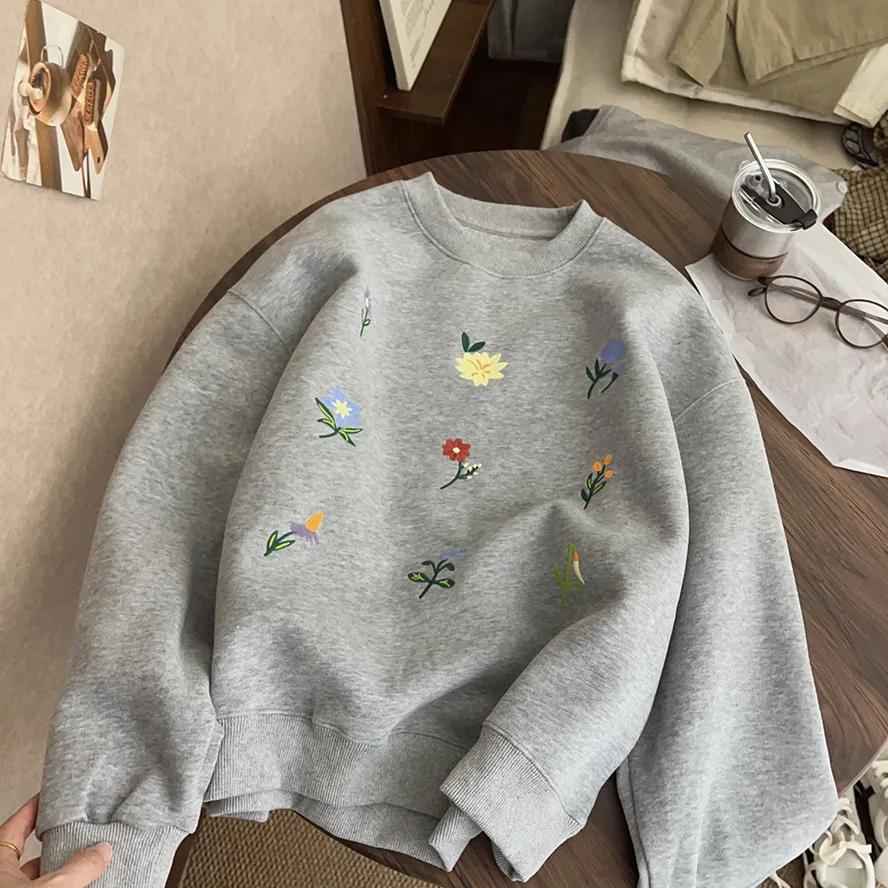 Korean Style Women Flower Embroidery Hoodies Autumn New Casual Long Sleeve Loose Sweatshirts All-matched Female Pullovers
Korean Style Women Flower Embroidery Hoodies Autumn New Casual Long Sleeve Loose Sweatshirts All-matched Female Pullovers
