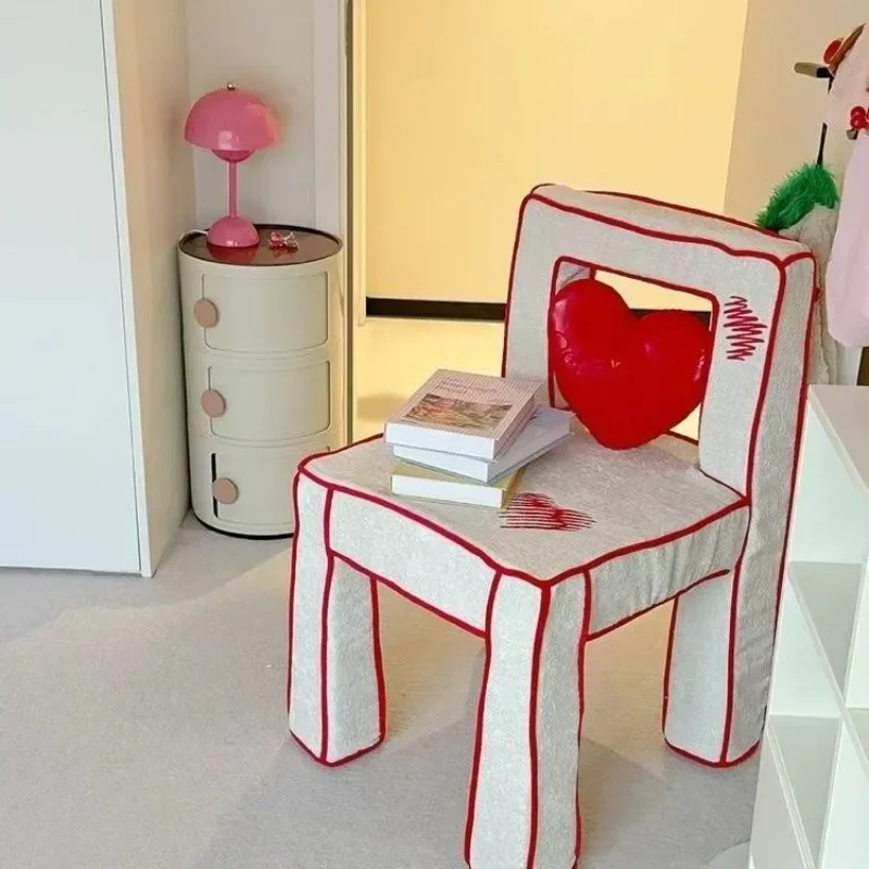 Love Cartoon Chair Retro Living Room Leisure Makeup Backrest Desk Chair Net Red Photo Background Single Sofa Stool
Love Cartoon Chair Retro Living Room Leisure Makeup Backrest Desk Chair Net Red Photo Background Single Sofa Stool