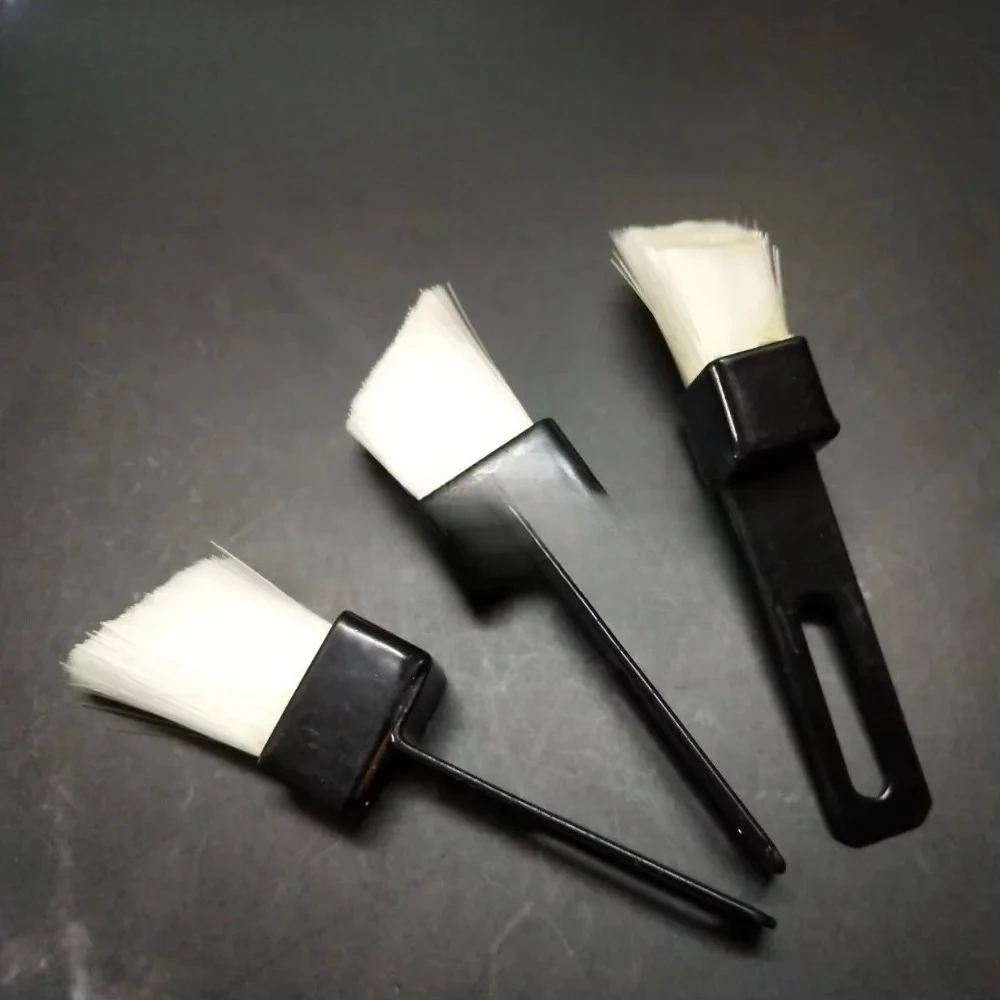 Komori Printing Machine Brush Straight Curved White Brush Pressure Paper Separation Brush Feeder
Komori Printing Machine Brush Straight Curved White Brush Pressure Paper Separation Brush Feeder