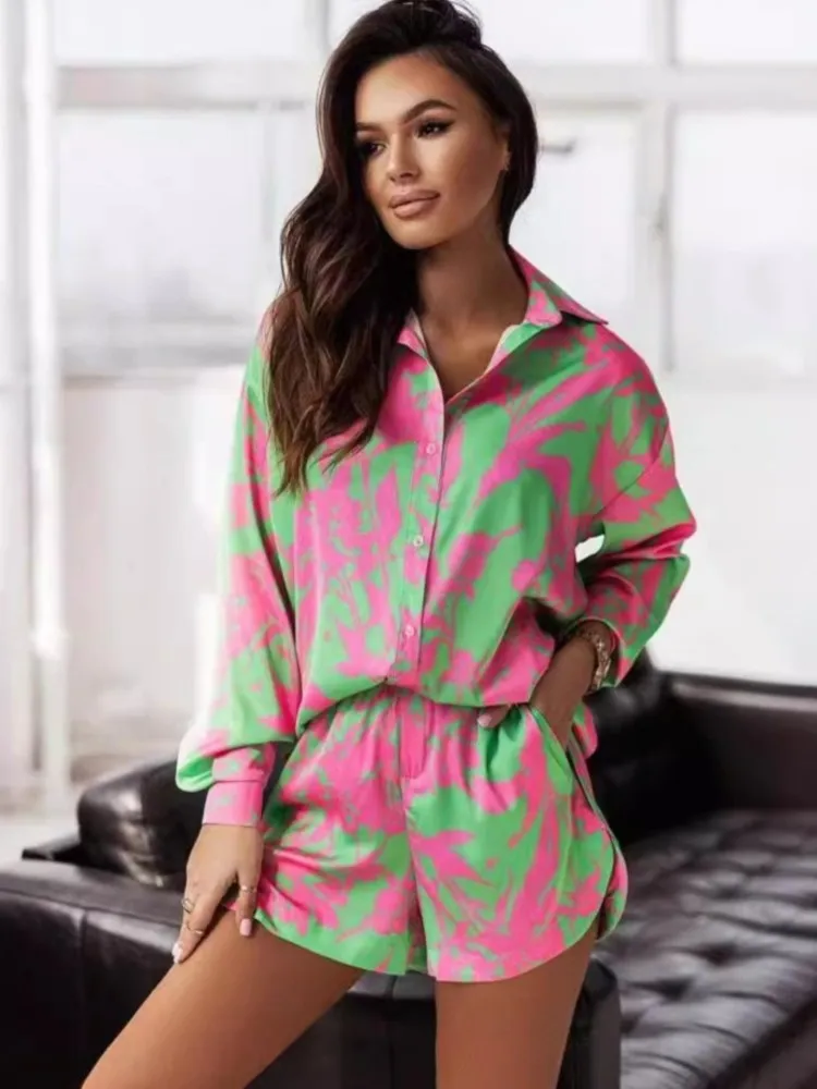 Casual Boho Vacation Print Shorts Sets Woman Long Sleeve Shirt And Shorts Two Pieces Suits Summer Button Shirts 2 Two Piece Set
Casual Boho Vacation Print Shorts Sets Woman Long Sleeve Shirt And Shorts Two Pieces Suits Summer Button Shirts 2 Two Piece Set