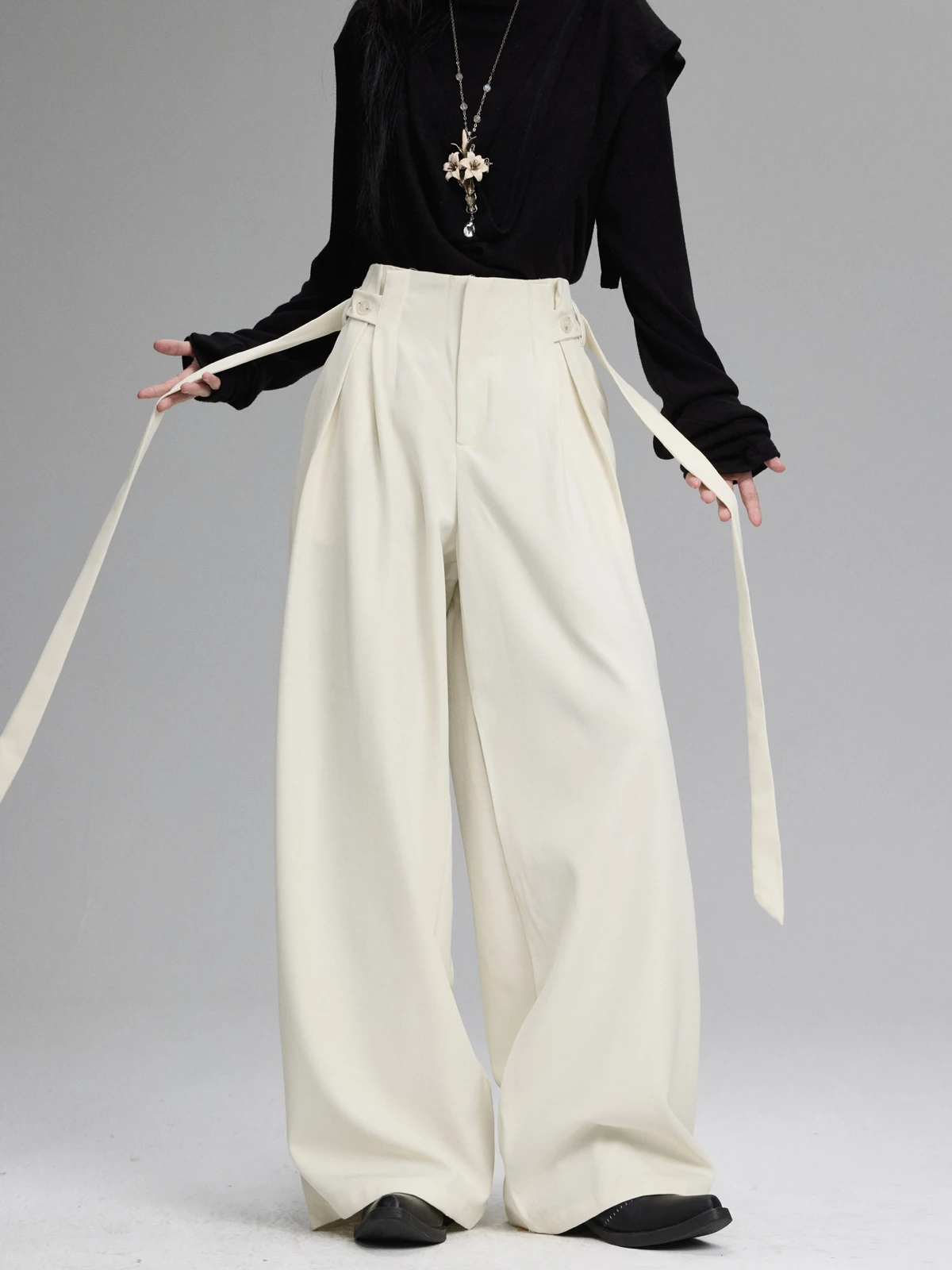 Женские брюки FG72 оригинального дизайна, широкие, прямого кроя, в пол, осенне-зимние, новые, повседневные, с высокой талией
Женские брюки FG72 оригинального дизайна, широкие, прямого кроя, в пол, осенне-зимние, новые, повседневные, с высокой талией