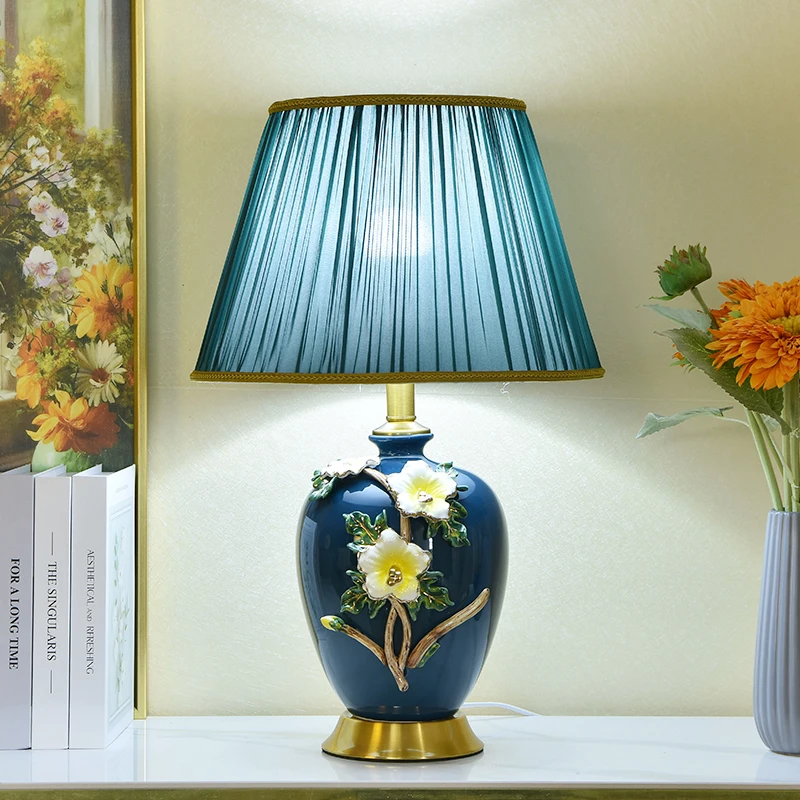 High Grade Enamel Ceramic Flower Table Lamp For Living Room Bedroom Study Room Bedside Lamp E27 Button Switch EU Plug Home Decor
High Grade Enamel Ceramic Flower Table Lamp For Living Room Bedroom Study Room Bedside Lamp E27 Button Switch EU Plug Home Decor