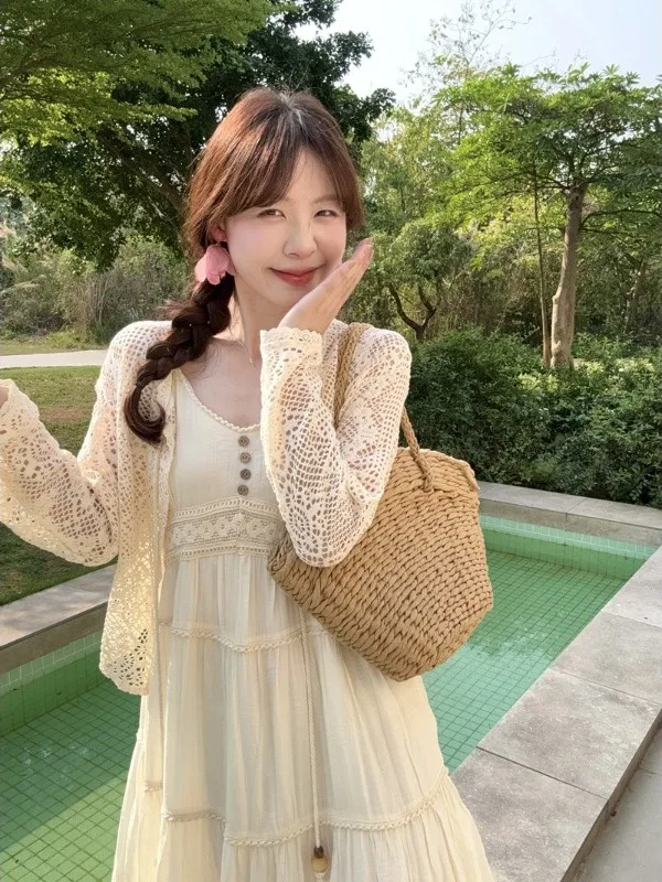 plus Size Soft Style Beige Strap Dress Fat MM God Style High Waist Super Beautiful Lace Open Cardigan Set Long Dress
plus Size Soft Style Beige Strap Dress Fat MM God Style High Waist Super Beautiful Lace Open Cardigan Set Long Dress