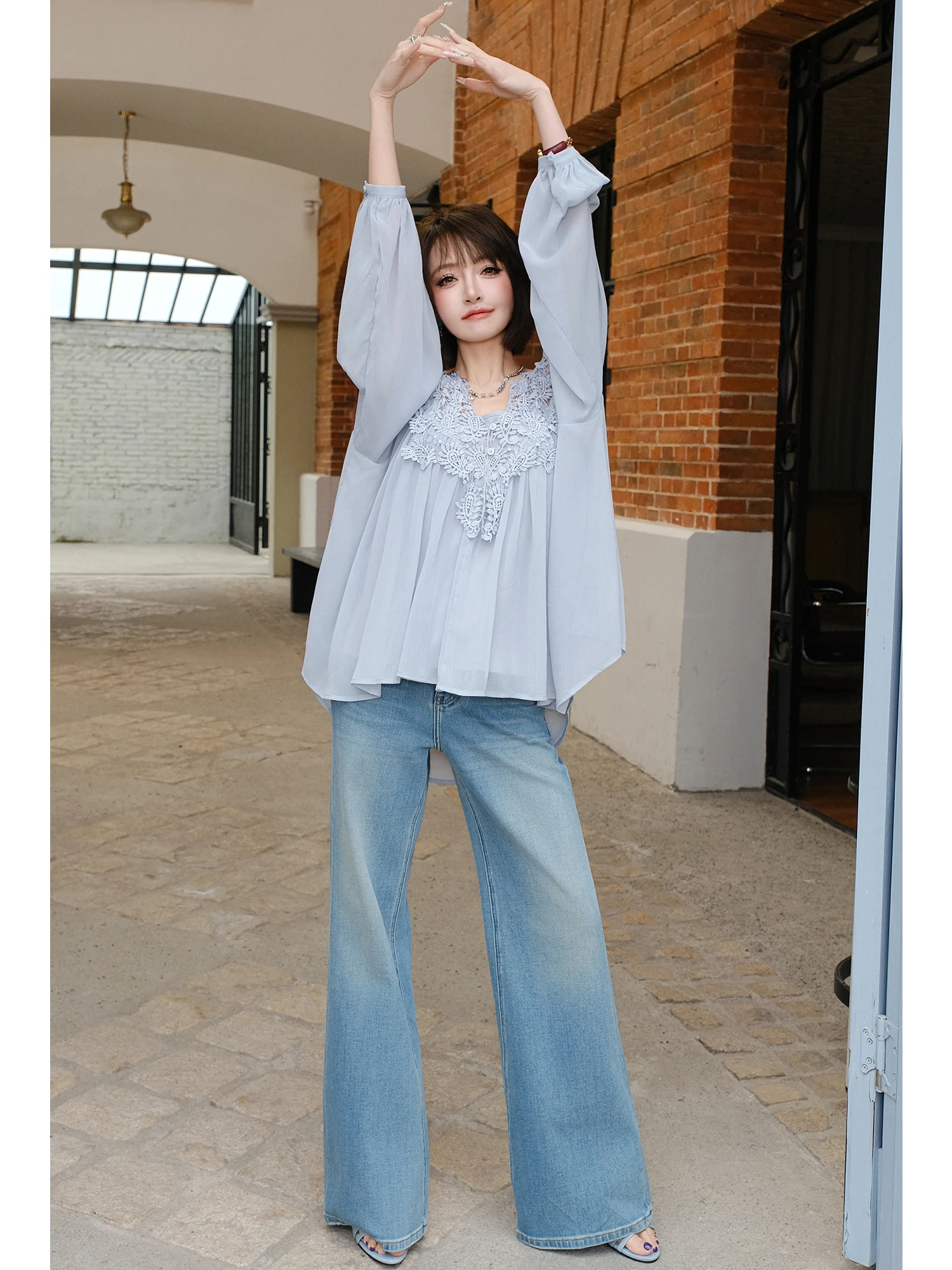 MIUCO Hong Kong Style Retro High Waist Slimming Blue Jeans Women's Long Pants Spring Summer Soft Washed Denim Elastic
MIUCO Hong Kong Style Retro High Waist Slimming Blue Jeans Women's Long Pants Spring Summer Soft Washed Denim Elastic