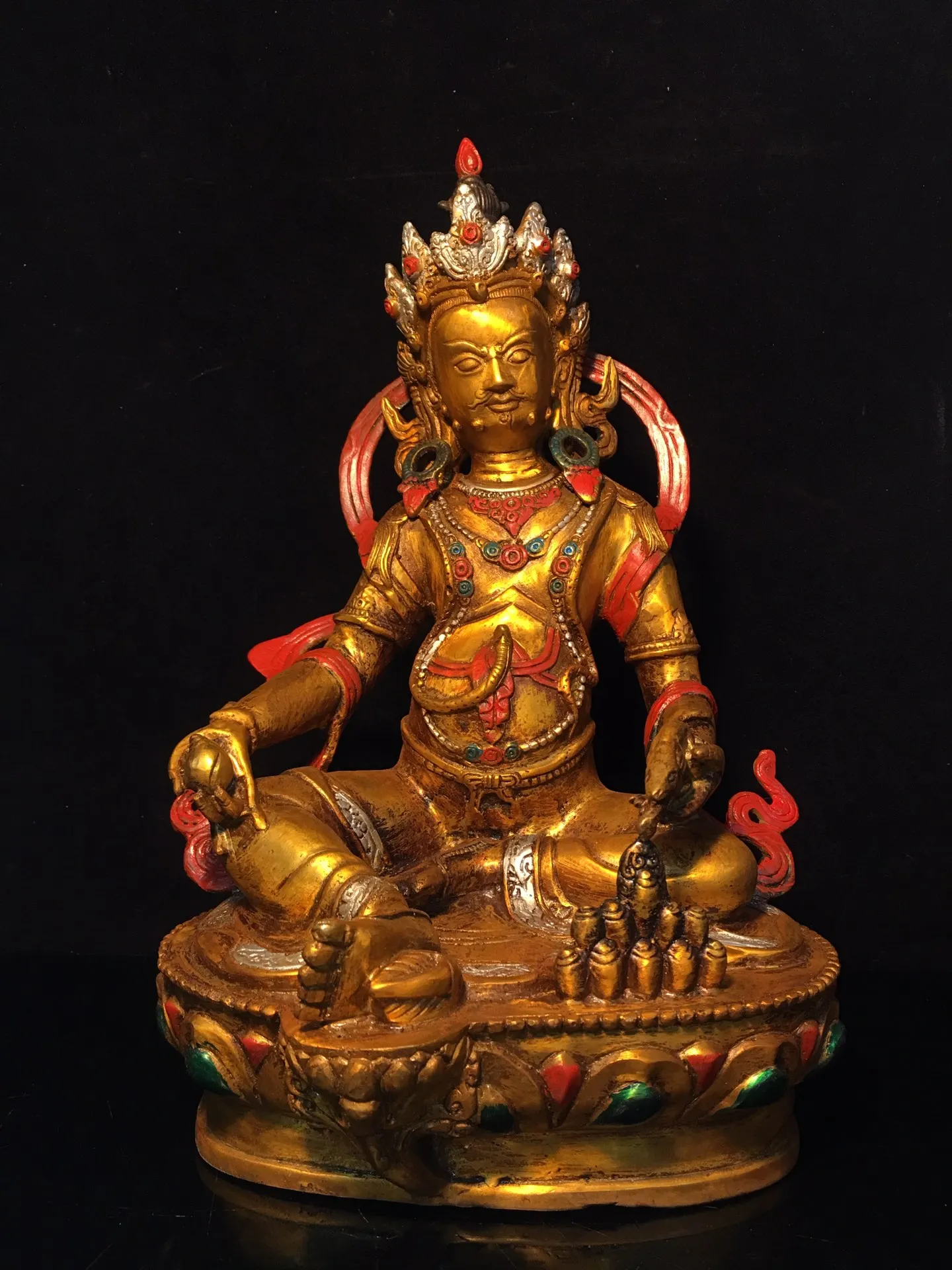 12"Tibetan Temple Collection Old Bronze Painted Gilded Yellow Jambhala Buddha Huang Caishen lotus platform worship hall
12"Tibetan Temple Collection Old Bronze Painted Gilded Yellow Jambhala Buddha Huang Caishen lotus platform worship hall