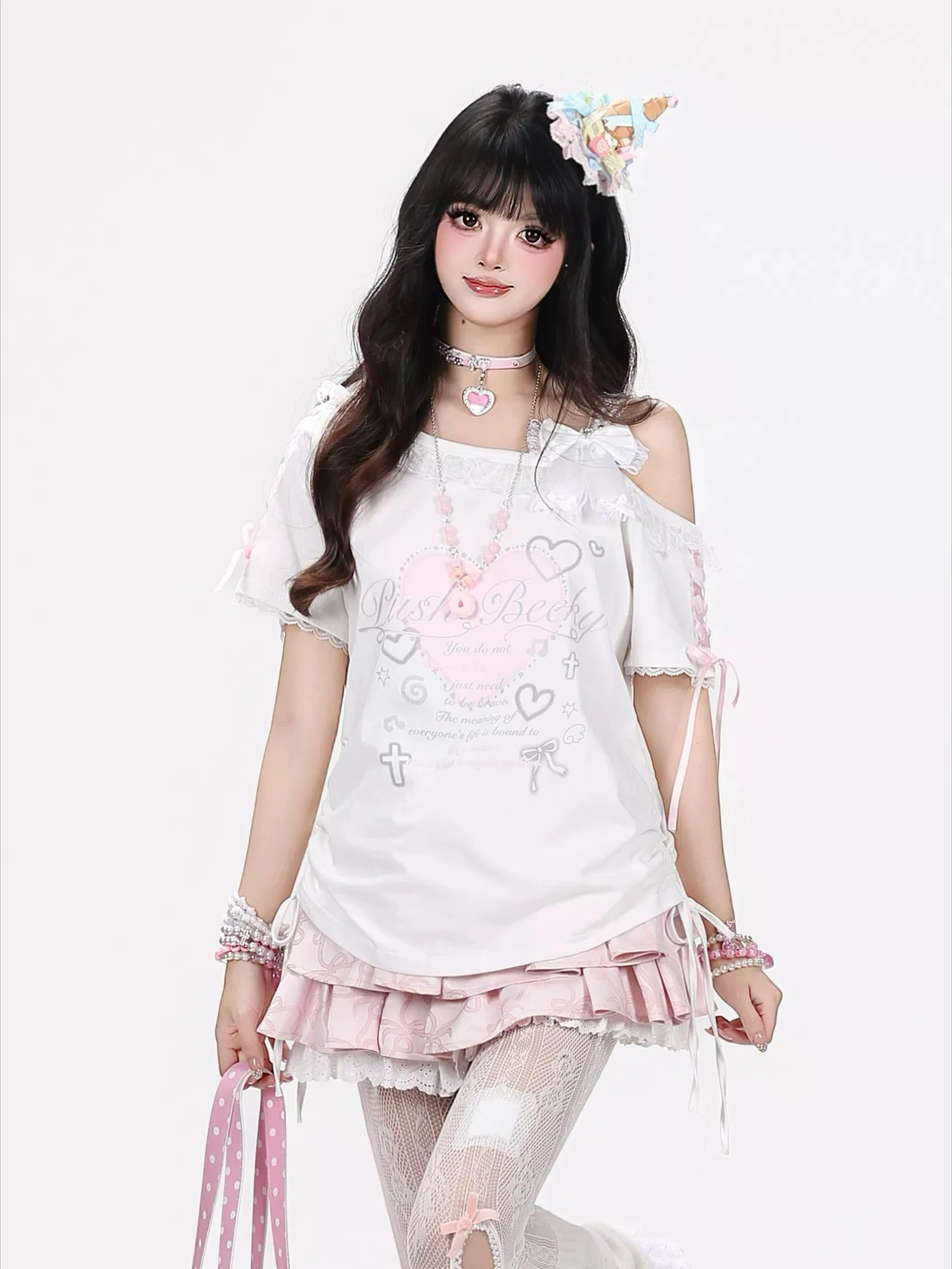 Sweet Cool Love Print Lace Off-the-shoulder Straps Slim Thin T-shirt Women's Summer College Style Cute Hot Girl Graphic T-shirt
Sweet Cool Love Print Lace Off-the-shoulder Straps Slim Thin T-shirt Women's Summer College Style Cute Hot Girl Graphic T-shirt