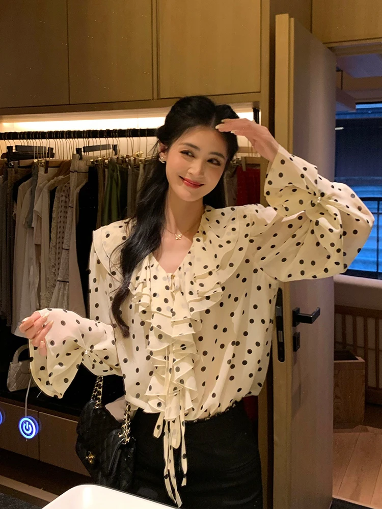 Slimming Effect Linyaner Spring Loose Chiffon Blouse V-neck Puffy Sleeve Polka Dot Casual Style Women's Shirt Fashionable
Slimming Effect Linyaner Spring Loose Chiffon Blouse V-neck Puffy Sleeve Polka Dot Casual Style Women's Shirt Fashionable