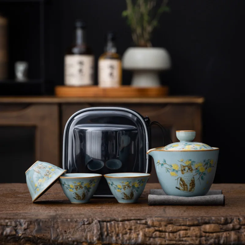 Небесно-зеленый Ru Kiln ручной работы, портативный керамический дорожный чайный сервиз, 1 гавань, 3 чашки, банка для чая, набор для заваривания на открытом воздухе, подарок другу
Небесно-зеленый Ru Kiln ручной работы, портативный керамический дорожный чайный сервиз, 1 гавань, 3 чашки, банка для чая, набор для заваривания на открытом воздухе, подарок другу