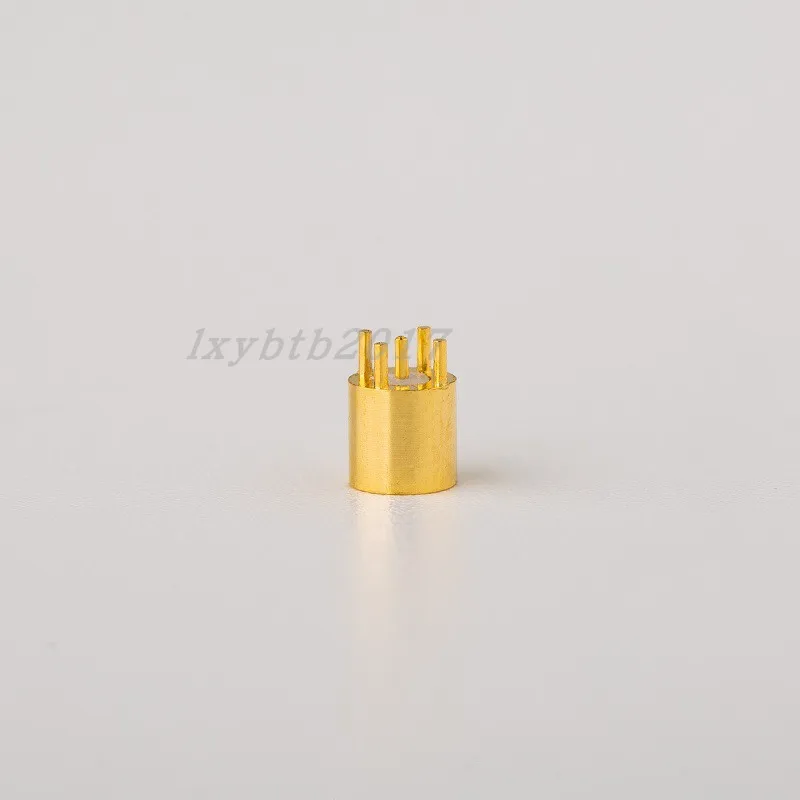 SSMP-JHD1-S Blind Plug Straight Male SSMP-JE Small PCB Solder Board Holder 50 Ohm Optical Hole DC-50GHz
SSMP-JHD1-S Blind Plug Straight Male SSMP-JE Small PCB Solder Board Holder 50 Ohm Optical Hole DC-50GHz