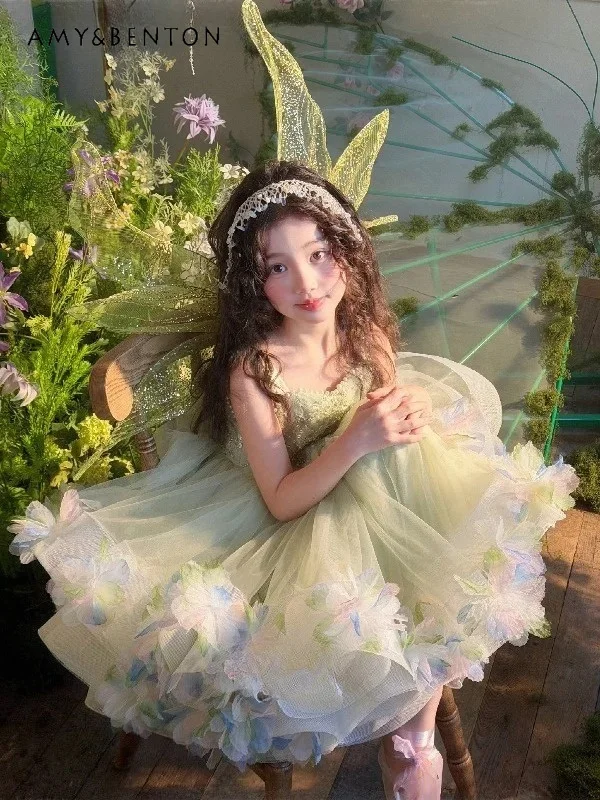Kids' Fairy Costume Dress Green Tulle Tutu Gown with Sparkling Wings Perfect for Birthday Parties Halloween Girl Dress
Kids' Fairy Costume Dress Green Tulle Tutu Gown with Sparkling Wings Perfect for Birthday Parties Halloween Girl Dress