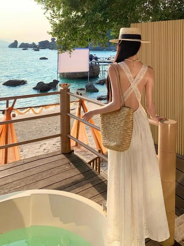 Pure Desire Sexy White Embroidered Lace Cross Waist Backless Dress Beach Vacation Style Long Skirt for Women Summer Spring Au...
Pure Desire Sexy White Embroidered Lace Cross Waist Backless Dress Beach Vacation Style Long Skirt for Women Summer Spring Au...