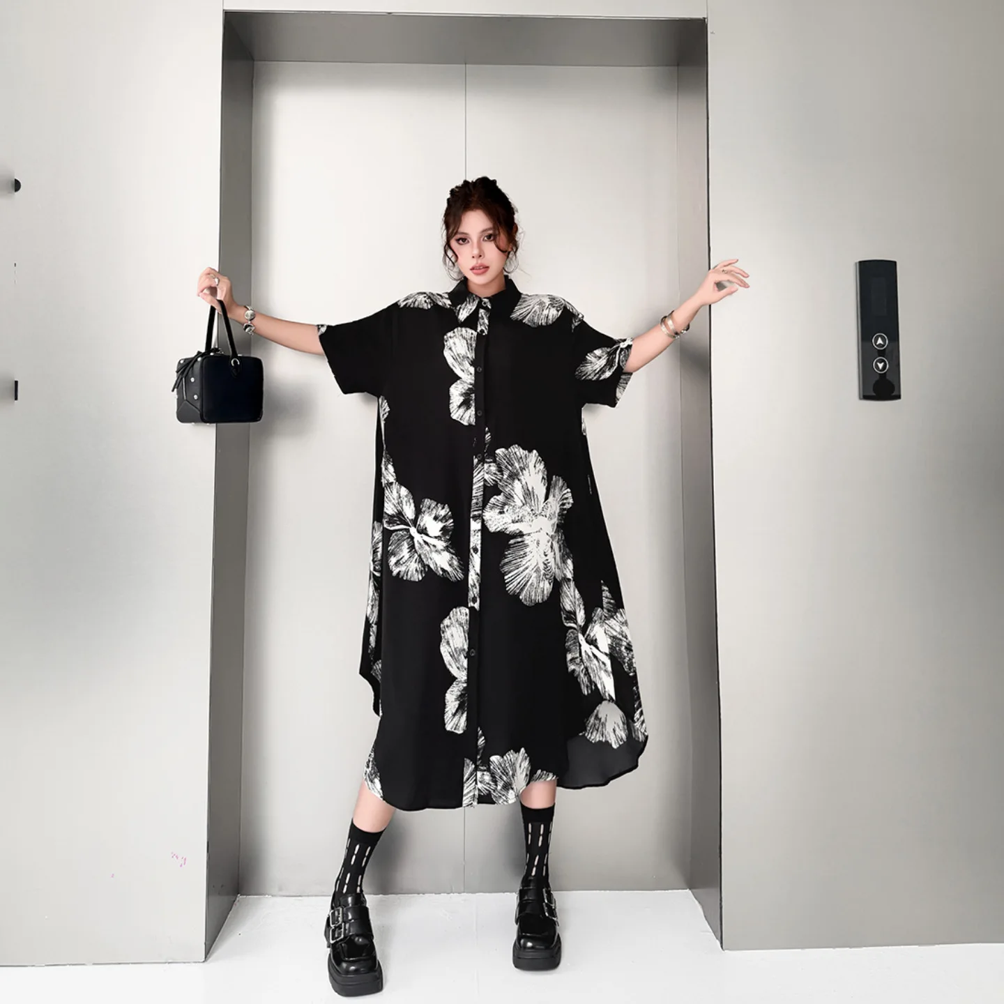 New Chinese Retro Printed Long Shirt Dress Summer 2026 Plus Size Short Sleeve Dress XY260
New Chinese Retro Printed Long Shirt Dress Summer 2026 Plus Size Short Sleeve Dress XY260