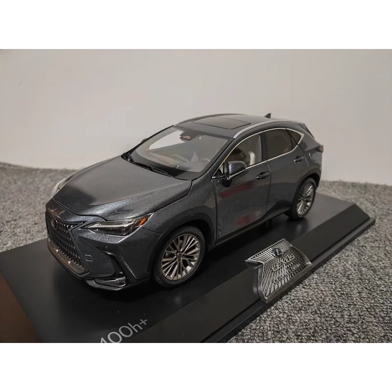 Diecast 1:18 Scale Original LEXUS NX400h 2022 New Alloy Car Model Collectible Toy Gift Souvenir Display Ornament
Diecast 1:18 Scale Original LEXUS NX400h 2022 New Alloy Car Model Collectible Toy Gift Souvenir Display Ornament