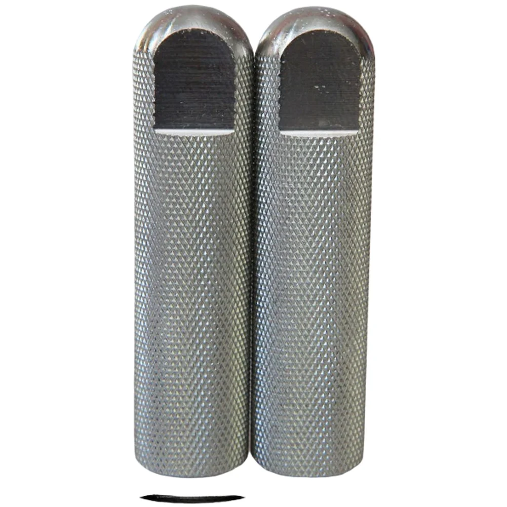 Stainless Steel 304 Footrest Pedal for Mountain Bike Rear Axle 7cm x 2cm Electroplated Gunblack or Silvery Finish
Stainless Steel 304 Footrest Pedal for Mountain Bike Rear Axle 7cm x 2cm Electroplated Gunblack or Silvery Finish