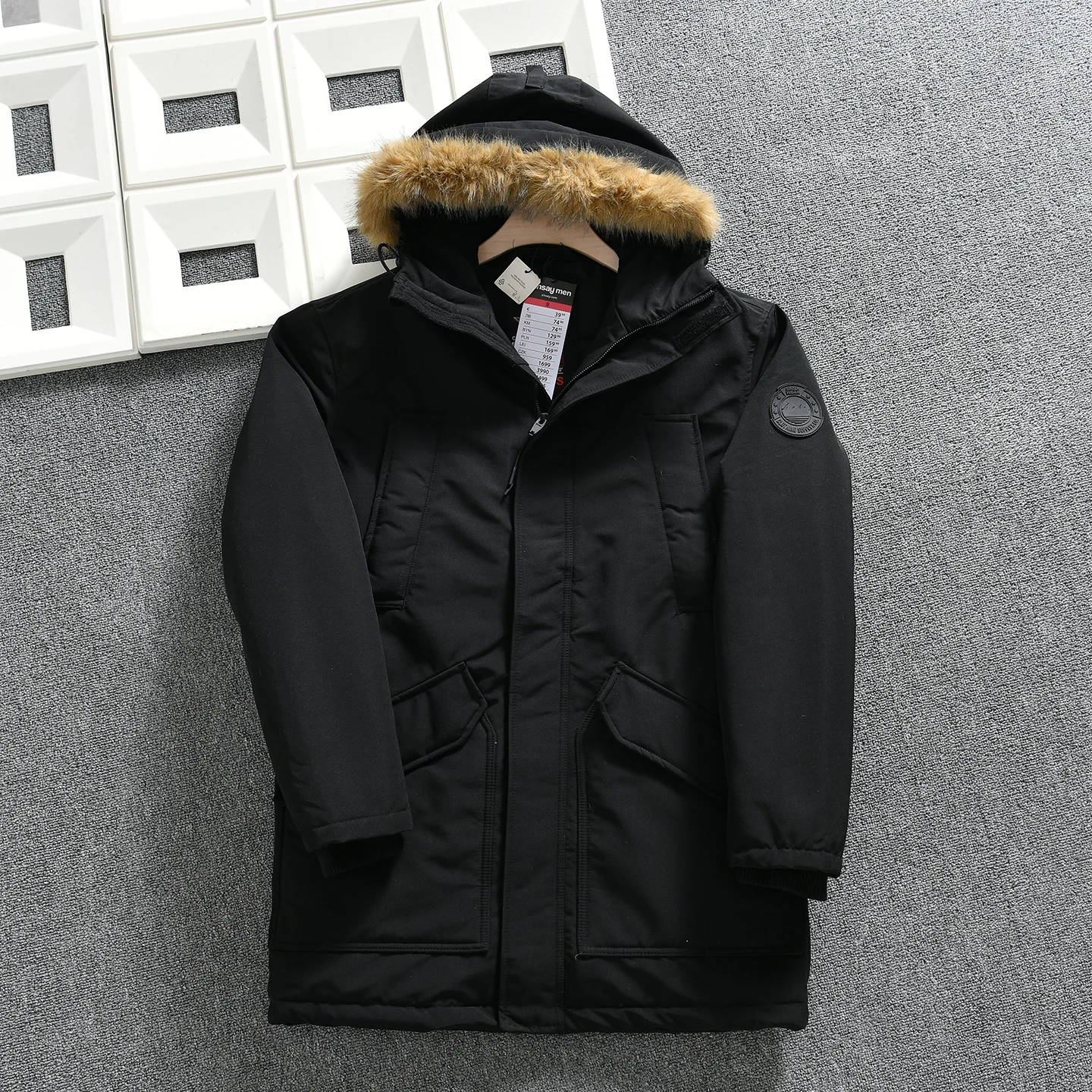 Men's Winter Outdoor Casual Mid-Length Thickened Cotton Jacket Warm Stylish Polyester Fiber Hooded Zipper Closure Color
Men's Winter Outdoor Casual Mid-Length Thickened Cotton Jacket Warm Stylish Polyester Fiber Hooded Zipper Closure Color
