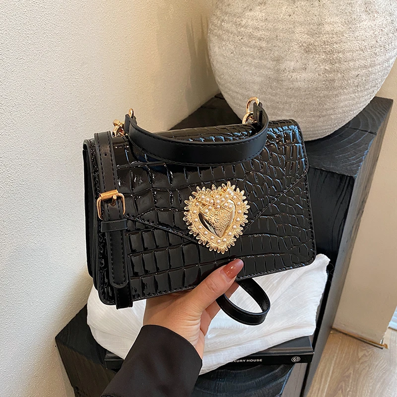Stylish Ladies Crossbody Bag With Puff Leather Texture Fashionable Shoulder Bag For Daily Essentials
Stylish Ladies Crossbody Bag With Puff Leather Texture Fashionable Shoulder Bag For Daily Essentials