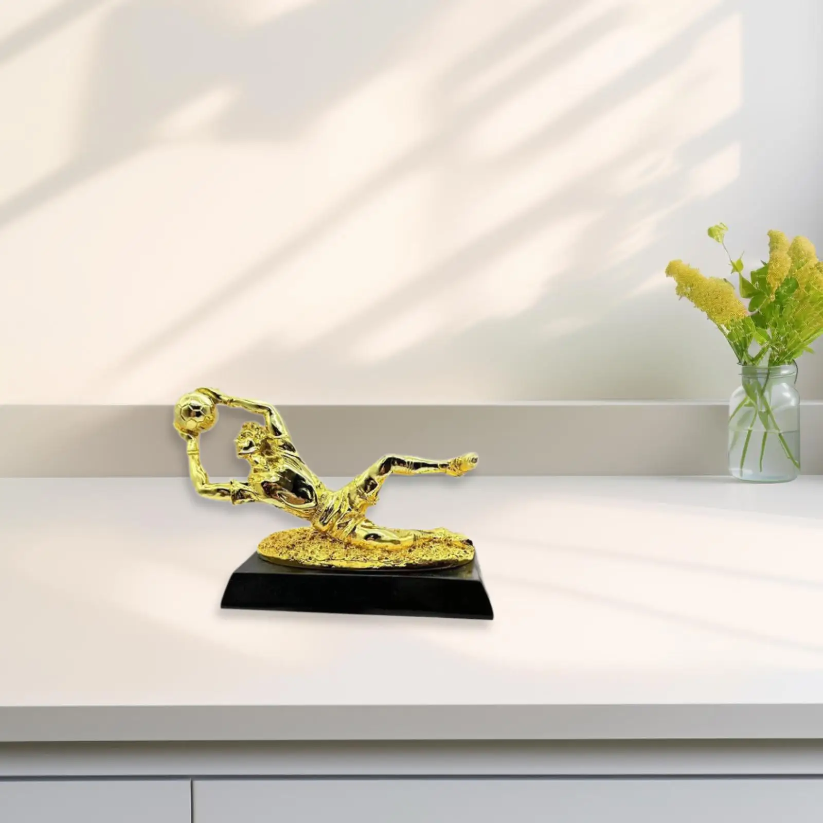 Football Trophy Soccer Match Award Cup Home Decor Goalkeeper Award Trophy Football Decoration for Fans Gift Office Events
Football Trophy Soccer Match Award Cup Home Decor Goalkeeper Award Trophy Football Decoration for Fans Gift Office Events