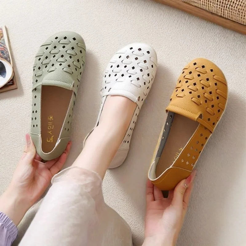 Women's Round Toe Low Heel Shoes 1-3cm PU Deep Cut Low Top Slip On Flats Rubber Sole Comfort Casual Daily Walking Footwear
Women's Round Toe Low Heel Shoes 1-3cm PU Deep Cut Low Top Slip On Flats Rubber Sole Comfort Casual Daily Walking Footwear