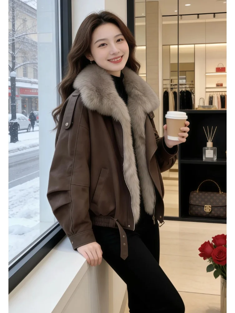 Ele Thiened Fur Cotton Jaet Women's Loose Overcoat Sli Commute Korean Version Zipper Closure Long Sve Coat
Ele Thiened Fur Cotton Jaet Women's Loose Overcoat Sli Commute Korean Version Zipper Closure Long Sve Coat