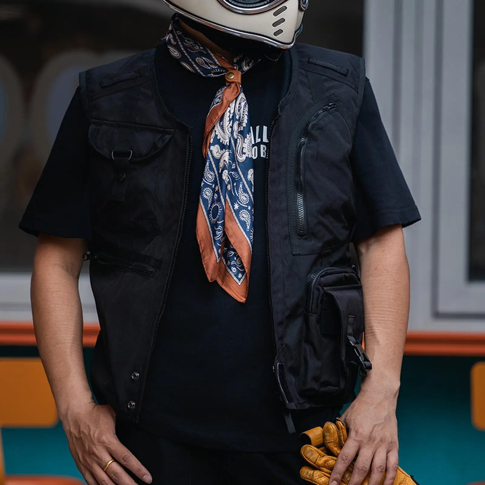 Summer Motorcycle Vest Breathable Motor Jacket Vest Lightweight Construction Multi Pocket Design Safety Gear For Urban Commute
Summer Motorcycle Vest Breathable Motor Jacket Vest Lightweight Construction Multi Pocket Design Safety Gear For Urban Commute