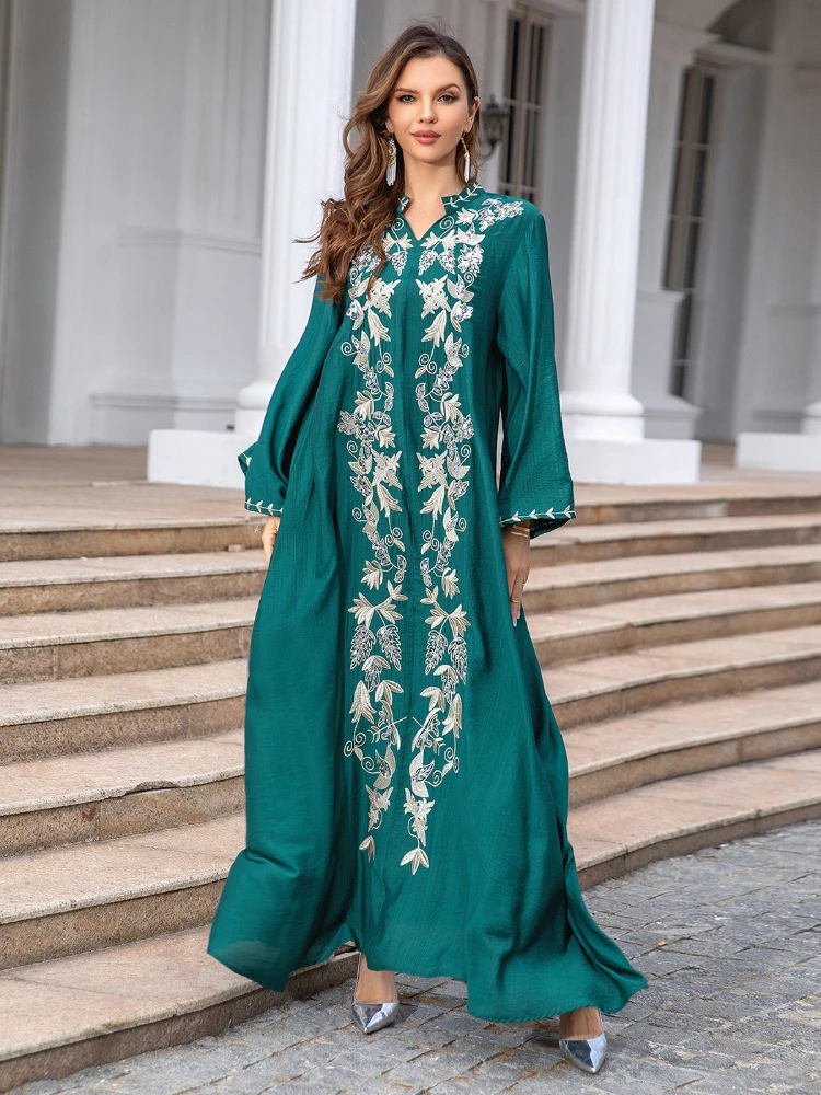 Мусульманский восточный халат Eid Ramadan 2025 года, вечернее платье с вышивкой, модные элегантные скромные платья, женская молитвенная одежда Femme
Мусульманский восточный халат Eid Ramadan 2025 года, вечернее платье с вышивкой, модные элегантные скромные платья, женская молитвенная одежда Femme