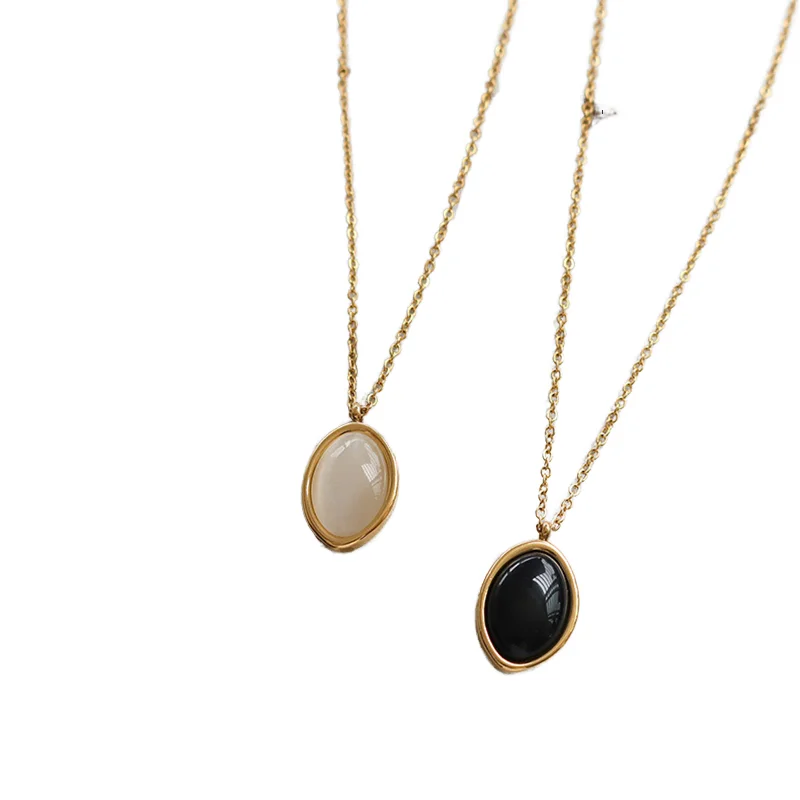 Wholesale Mini Black Gallstone and Sapphire Pendant Necklace for Women Dainty Classic Stainless Steel Chain
Wholesale Mini Black Gallstone and Sapphire Pendant Necklace for Women Dainty Classic Stainless Steel Chain