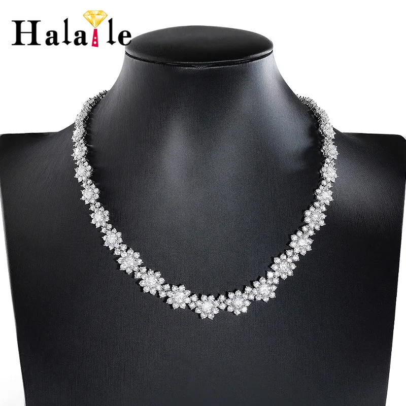 Halaile D Color Moissanite S925 Sterling Silver Sunflower Necklace with GRA Luxury Fine jewelry Neckchain Elegant Gift for Women
Halaile D Color Moissanite S925 Sterling Silver Sunflower Necklace with GRA Luxury Fine jewelry Neckchain Elegant Gift for Women